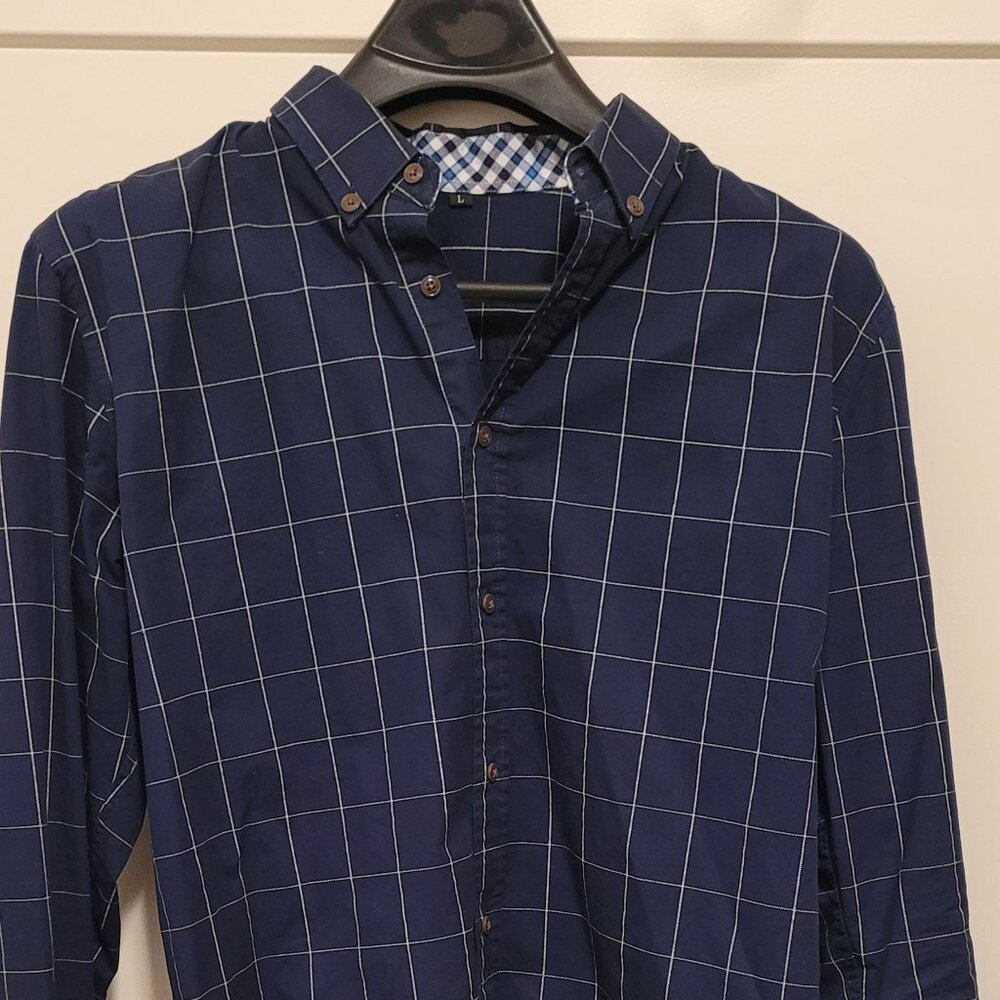 Long-Sleeve Button Up Shirt in Blue